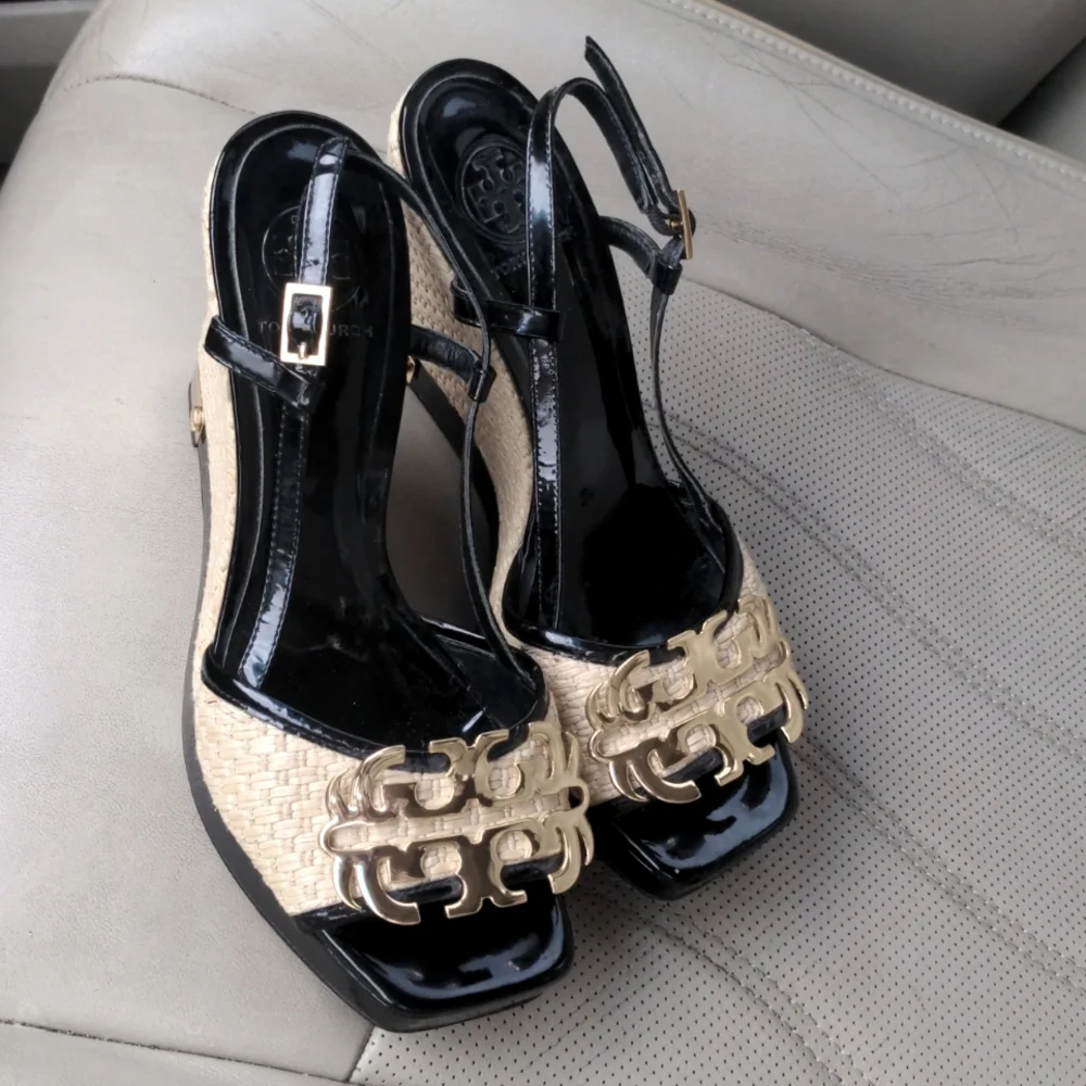 Tory Burch Gorgeous wedge shoes - Picture 1 of 4